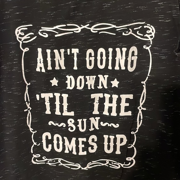 Garth Brooks Ain’t Going Down Til the Sun Comes Up Black/Gray Heathered Tank Top - Picture 2 of 3